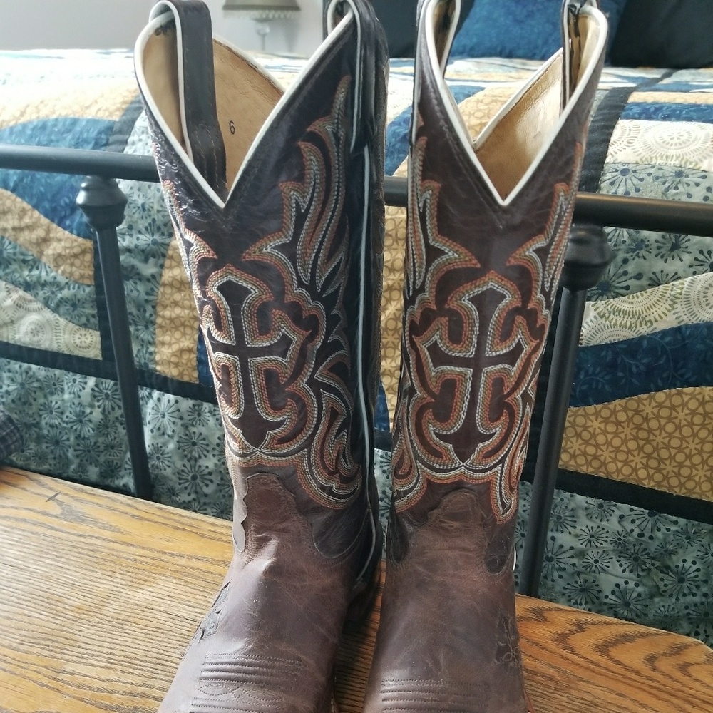 Tony Lama square toe boots